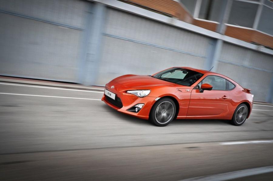  Toyota GT 86 2011 года  (фото 22 из 22)
